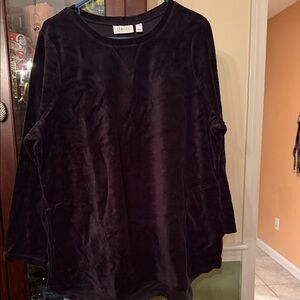 Elegant Black Velvet Sweatshirt
